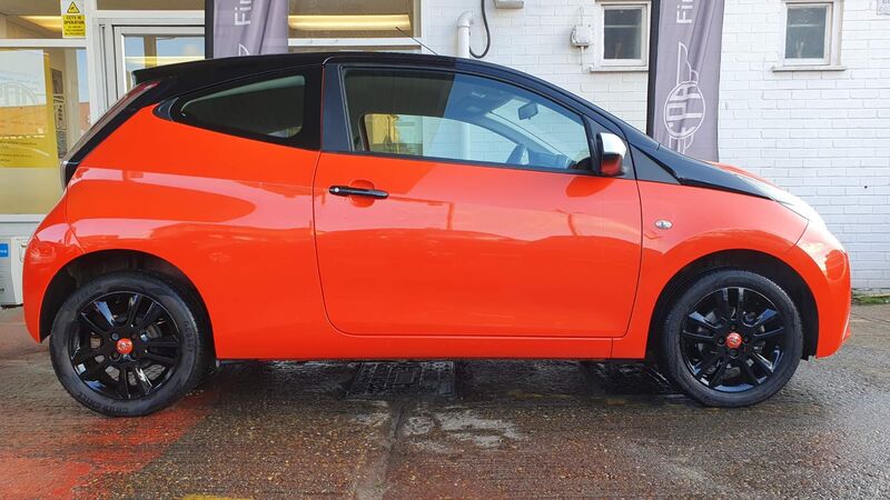 TOYOTA AYGO