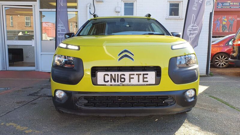 View CITROEN C4 CACTUS 1.2 PureTech Flair Euro 6 5dr (Euro 6)