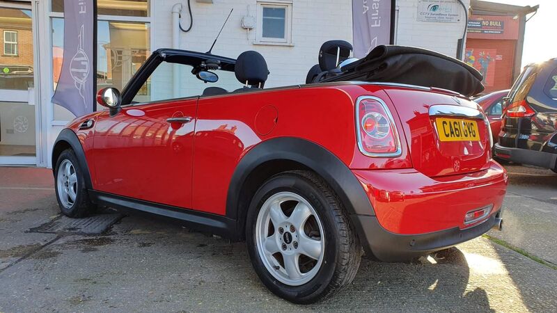 MINI CONVERTIBLE