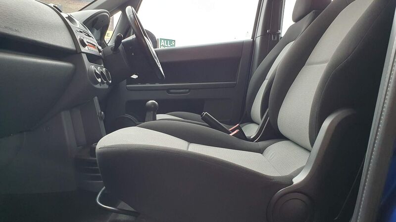 MITSUBISHI COLT