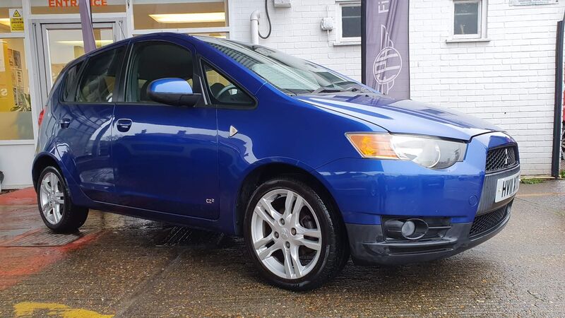 MITSUBISHI COLT