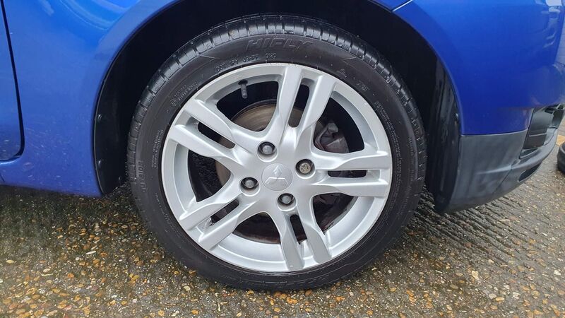 MITSUBISHI COLT