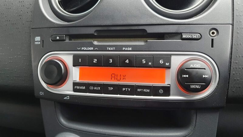 MITSUBISHI COLT