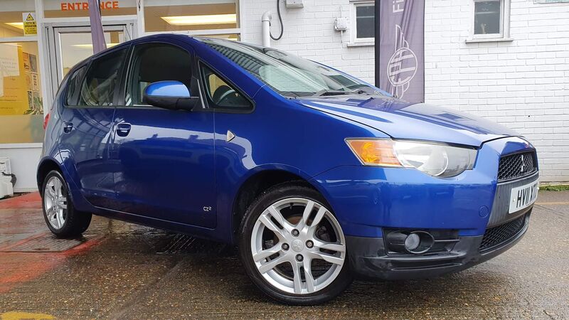 MITSUBISHI COLT