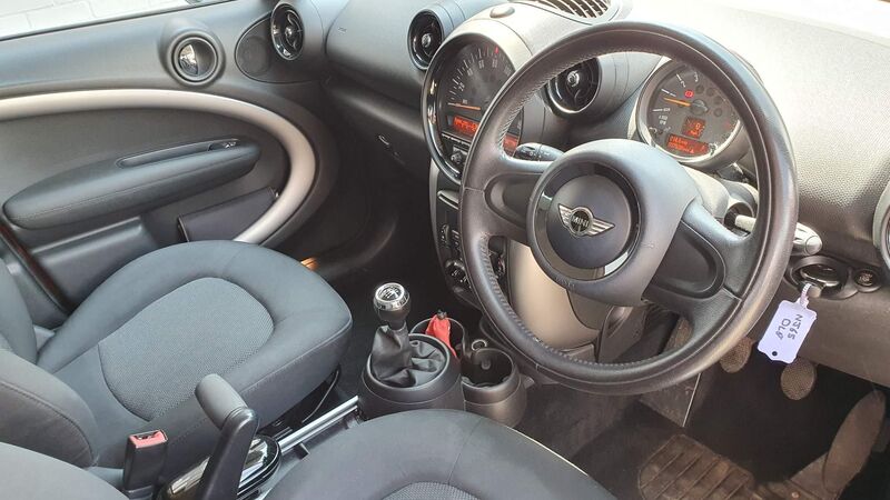 MINI COUNTRYMAN
