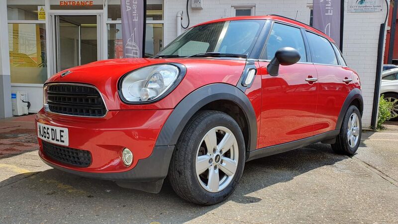 MINI COUNTRYMAN