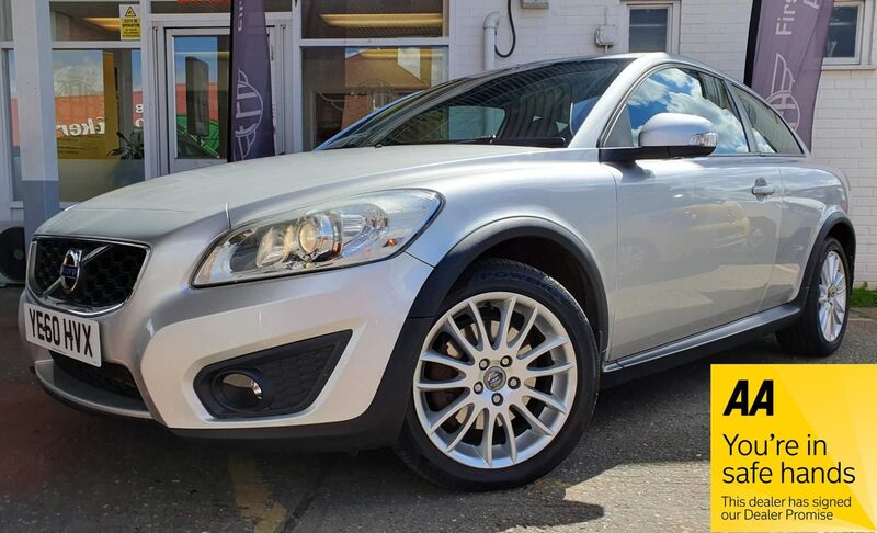 View VOLVO C30 2.0 D3 SE Sports Coupe Geartronic Euro 5 3dr
