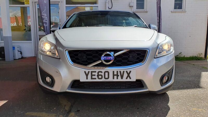 View VOLVO C30 2.0 D3 SE Sports Coupe Geartronic Euro 5 3dr