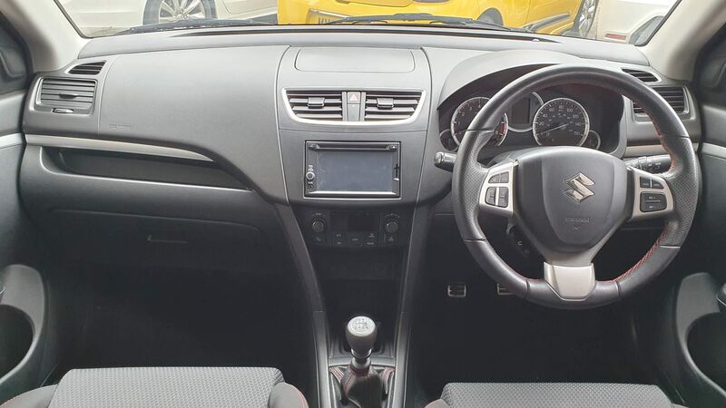 SUZUKI SWIFT