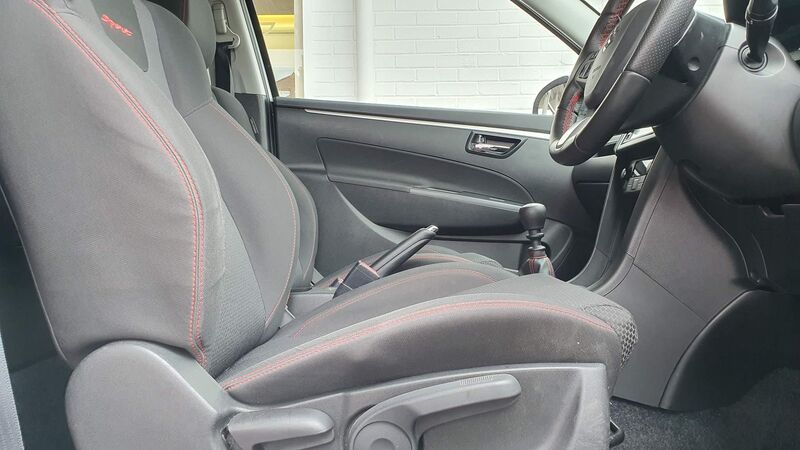 SUZUKI SWIFT