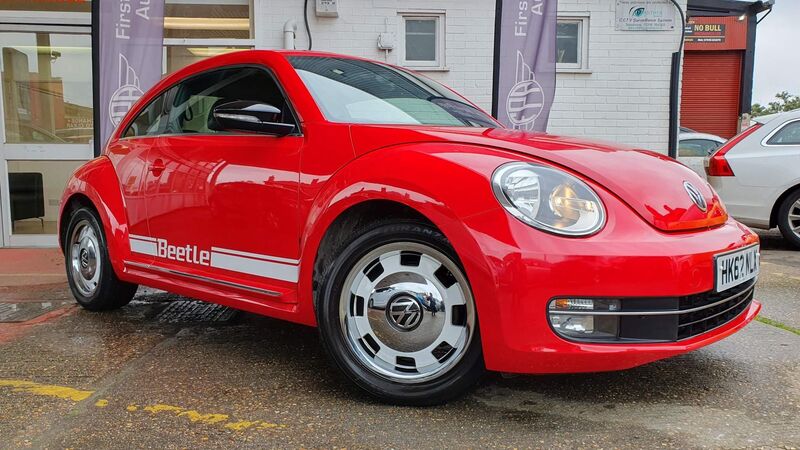 VOLKSWAGEN BEETLE