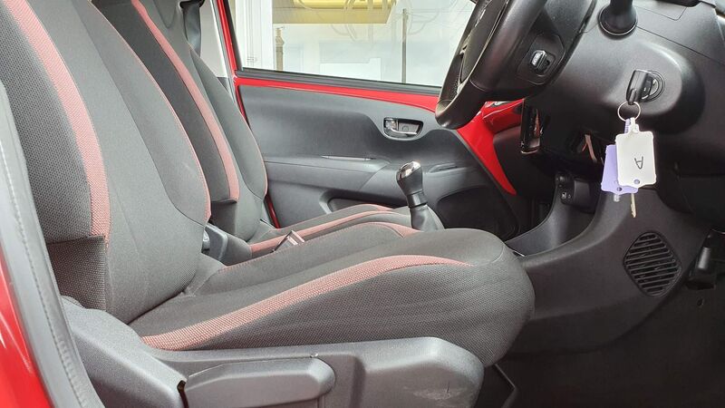 TOYOTA AYGO