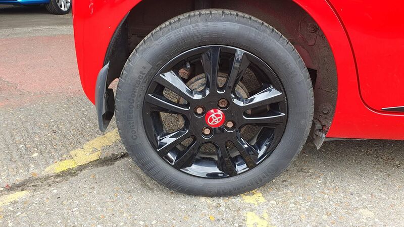TOYOTA AYGO