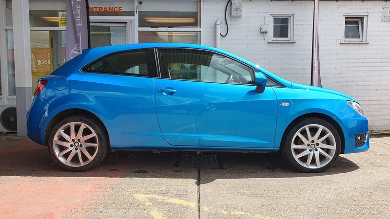 SEAT IBIZA
