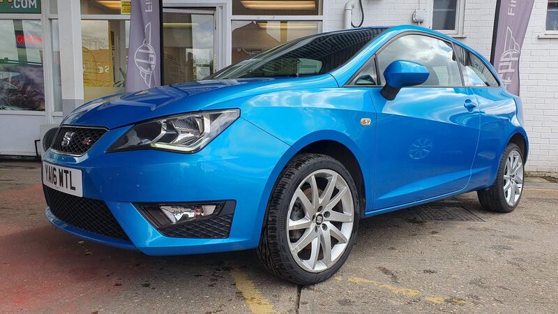 SEAT IBIZA