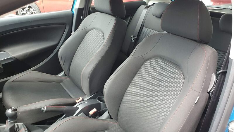 SEAT IBIZA