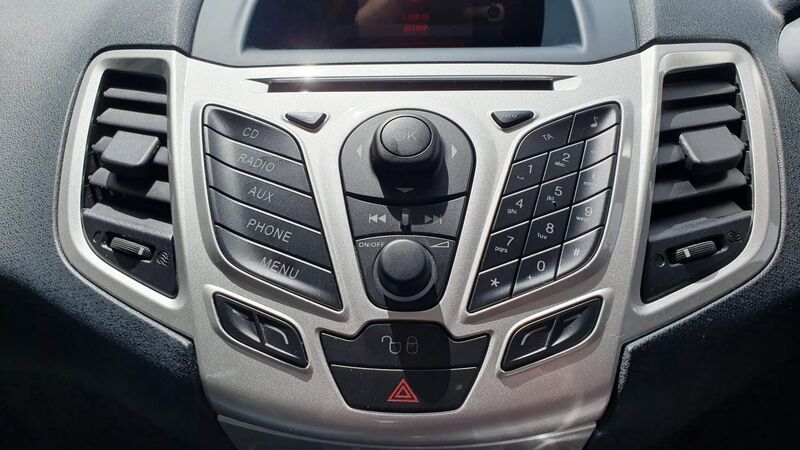 FORD FIESTA