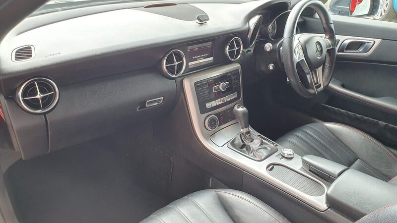 MERCEDES-BENZ SLK