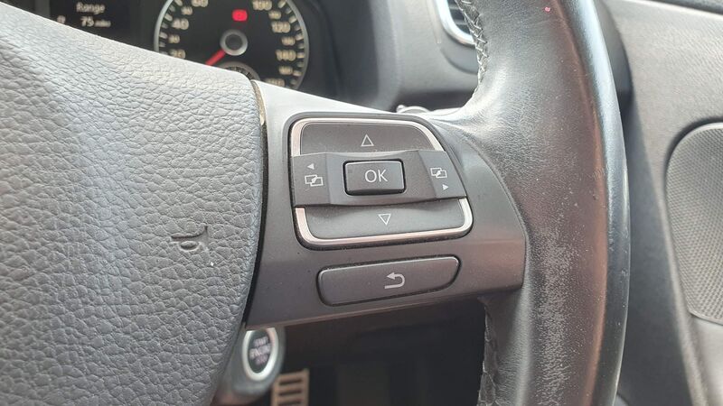 VOLKSWAGEN EOS