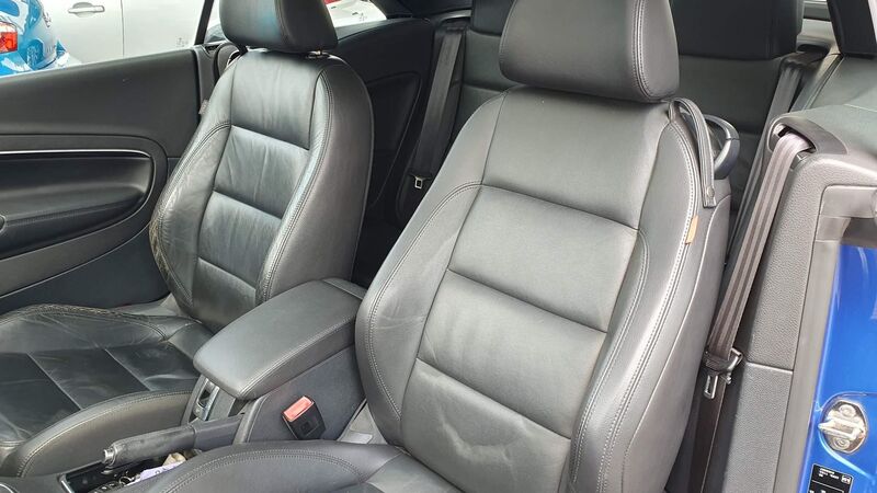 VOLKSWAGEN EOS
