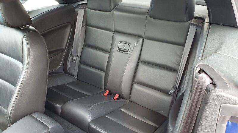 VOLKSWAGEN EOS