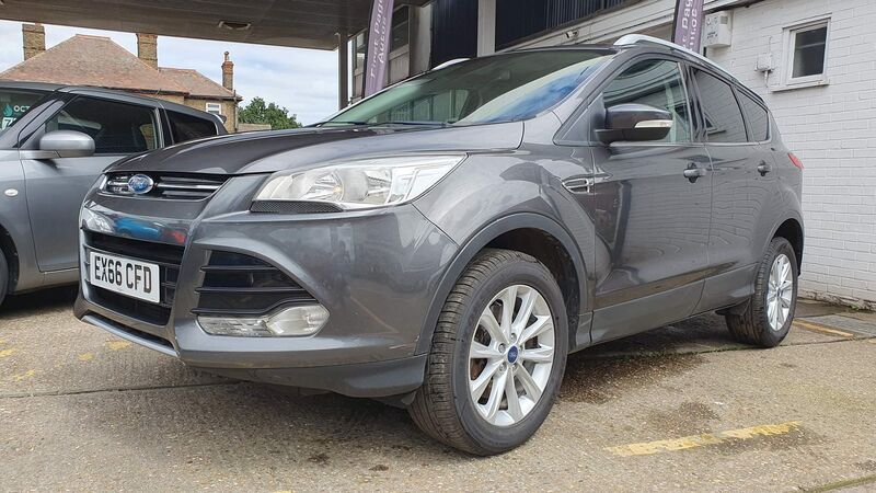 FORD KUGA