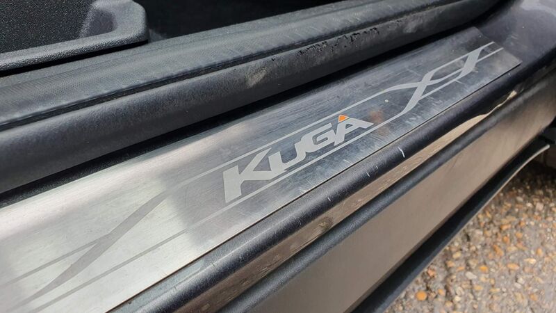FORD KUGA