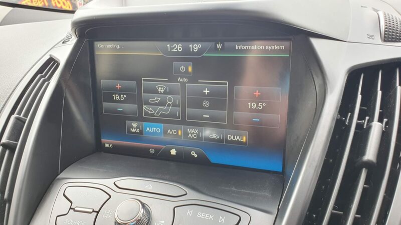 FORD KUGA