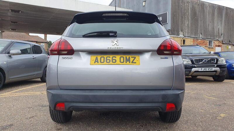 PEUGEOT 2008