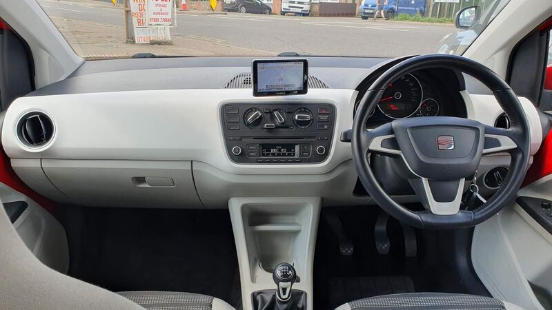 SEAT MII