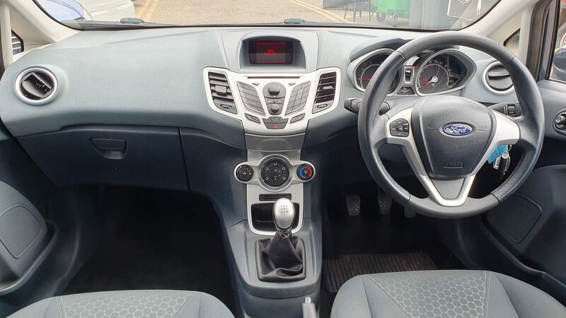 FORD FIESTA