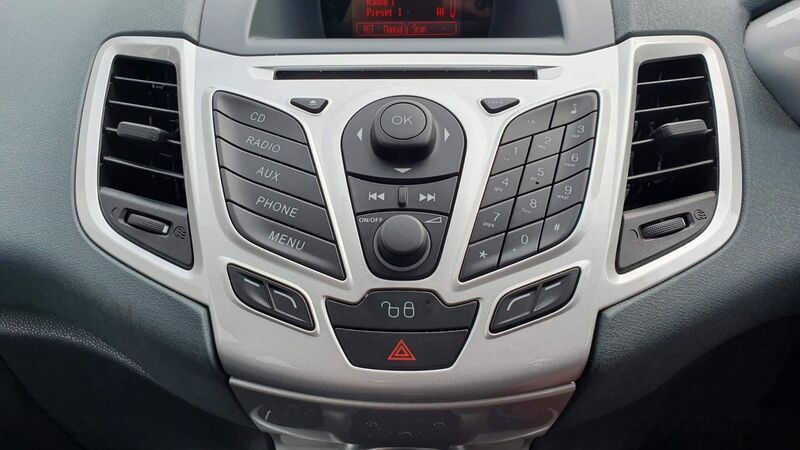 FORD FIESTA