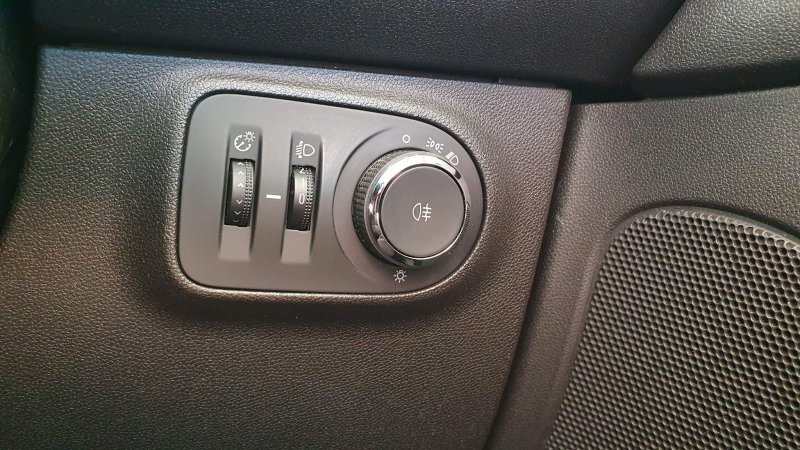 VAUXHALL ADAM