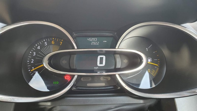 RENAULT CLIO
