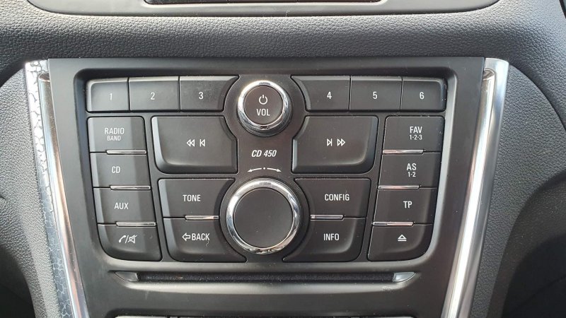 VAUXHALL MOKKA