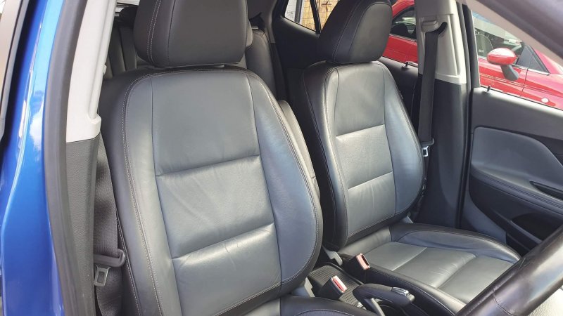 VAUXHALL MOKKA