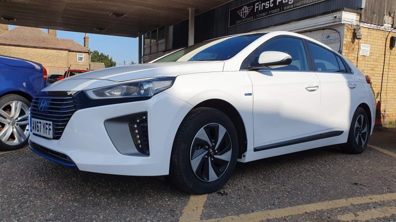 HYUNDAI IONIQ
