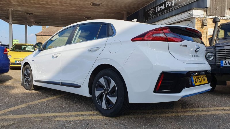 HYUNDAI IONIQ