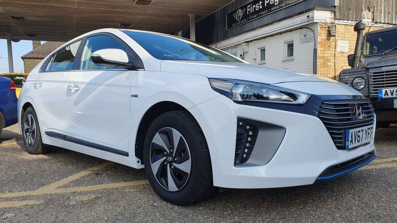 HYUNDAI IONIQ