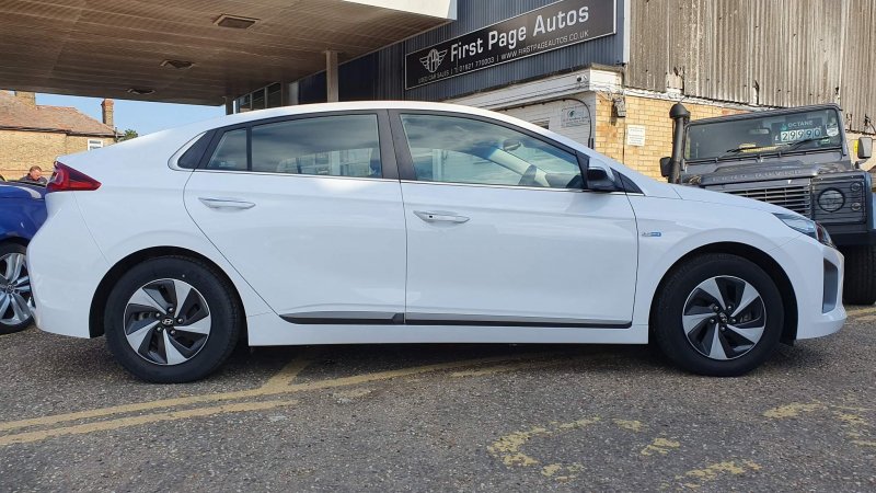 HYUNDAI IONIQ