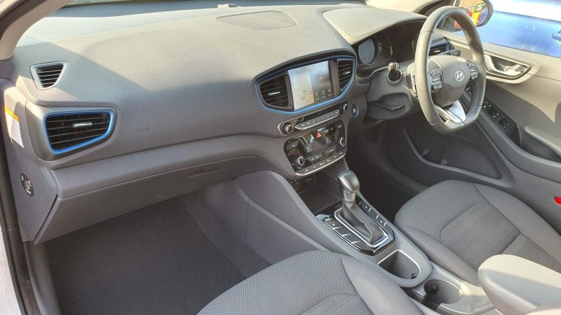 HYUNDAI IONIQ