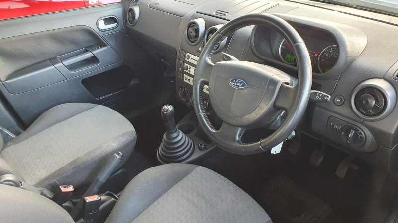 FORD FUSION