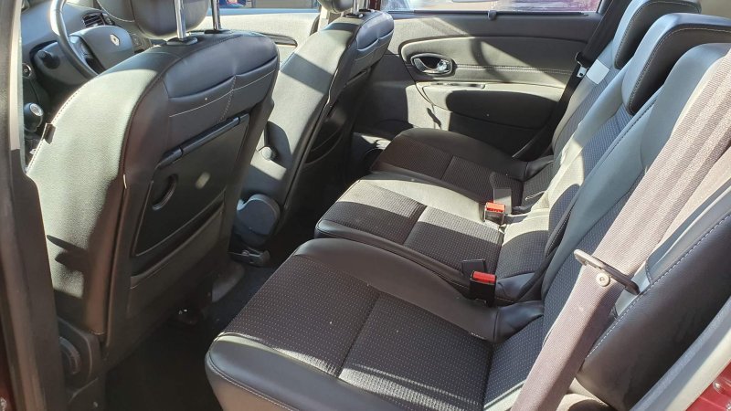 RENAULT SCENIC