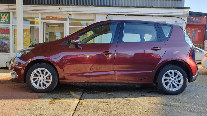 RENAULT SCENIC