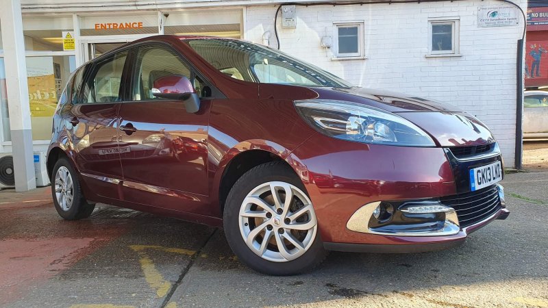 RENAULT SCENIC