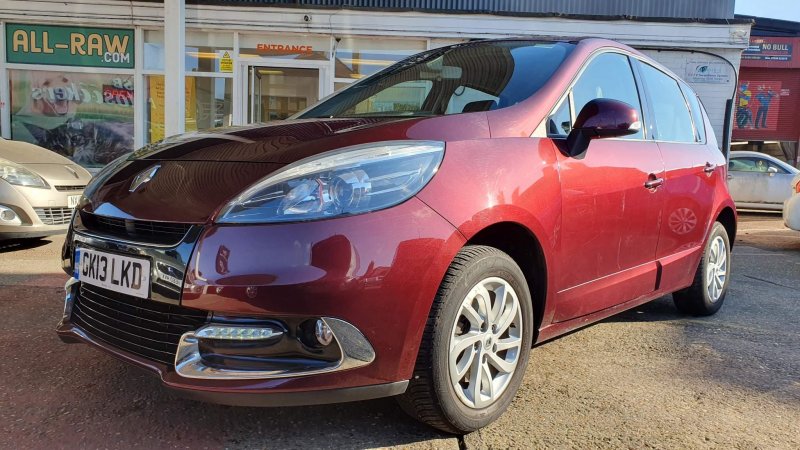 RENAULT SCENIC