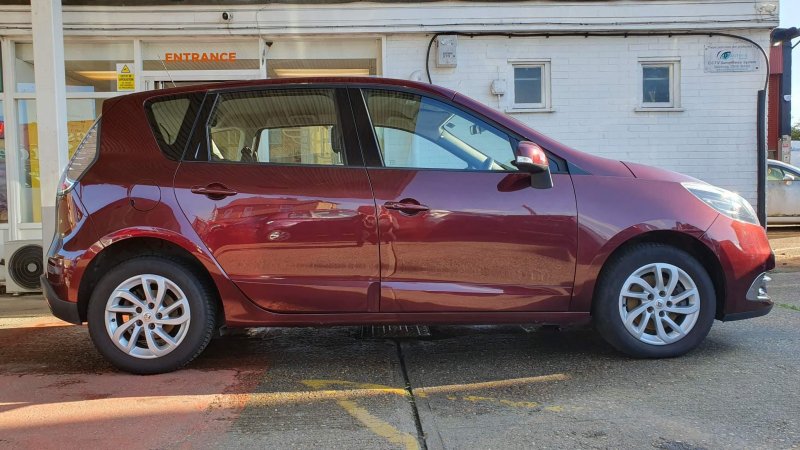 RENAULT SCENIC