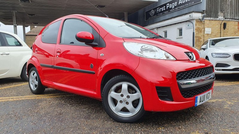 PEUGEOT 107