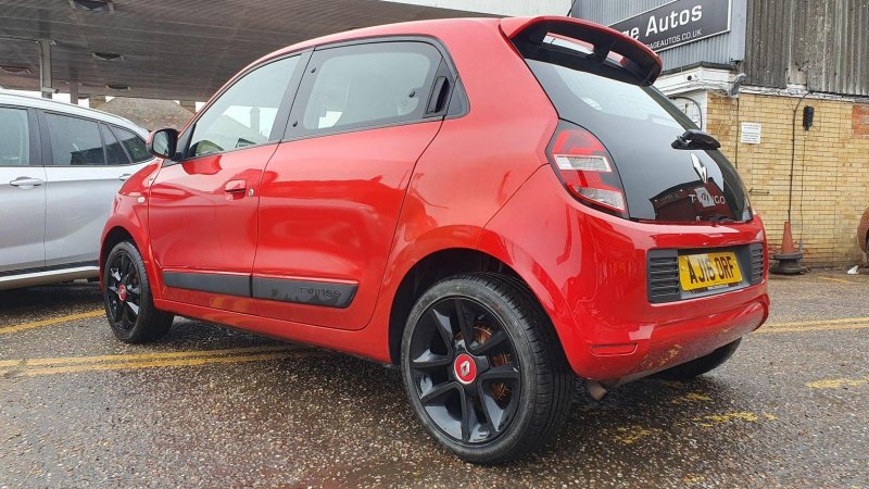 RENAULT TWINGO