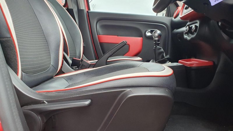RENAULT TWINGO